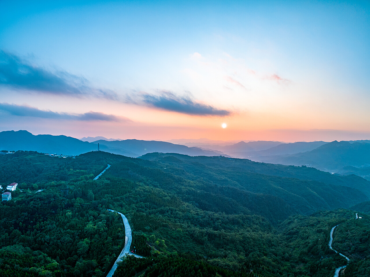 济南南部山区最新消息：旅游开发、生态保护与乡村振兴的平衡之路