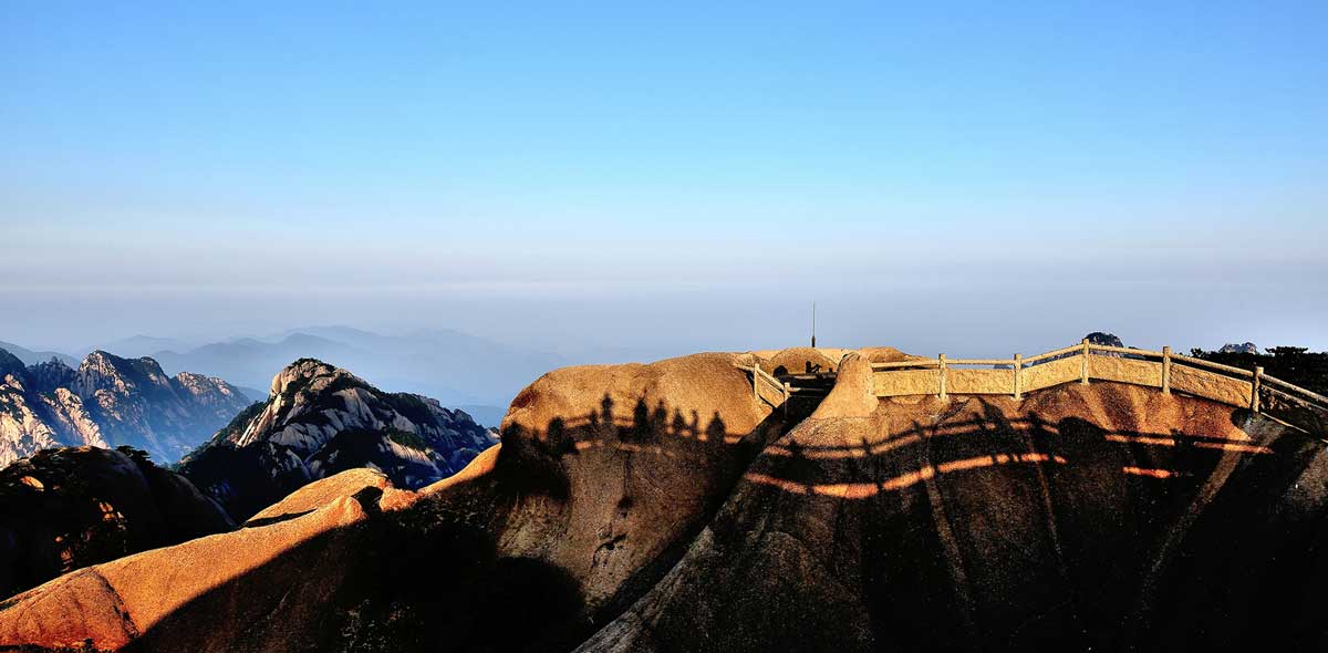 黄山最新动态：旅游市场回暖与可持续发展之路