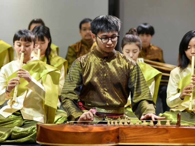 探秘芒康最新歌曲：多元文化交融下的音乐新声